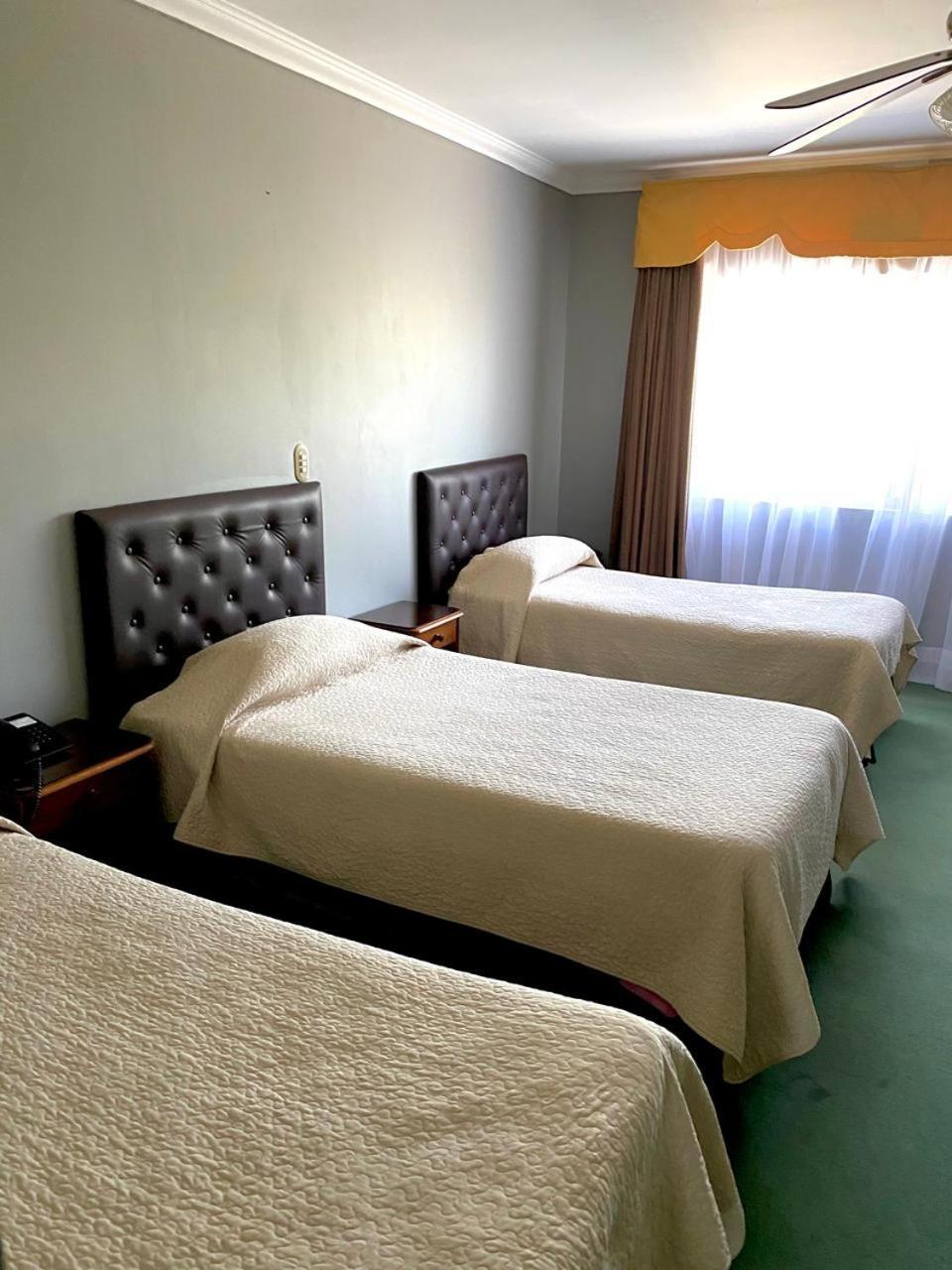 Hotel Econohotel Los Ángeles Dış mekan fotoğraf
